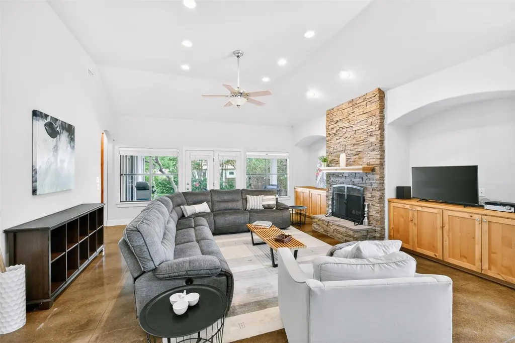 15110 Lariat Trail Austin TX 78734
