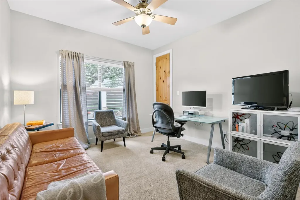 15110 Lariat Trail Austin TX 78734