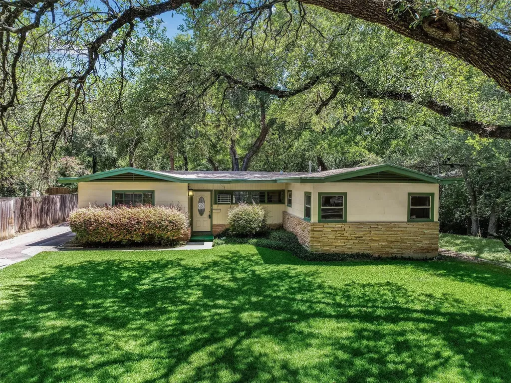 2004 Griswold Lane Austin TX 78703