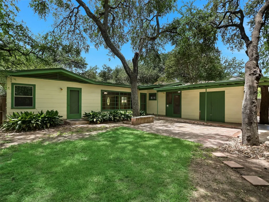 2004 Griswold Lane Austin TX 78703