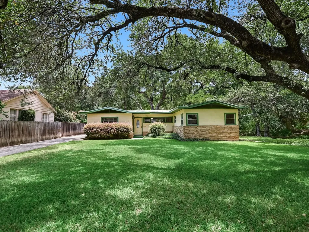 2004 Griswold Lane Austin TX 78703