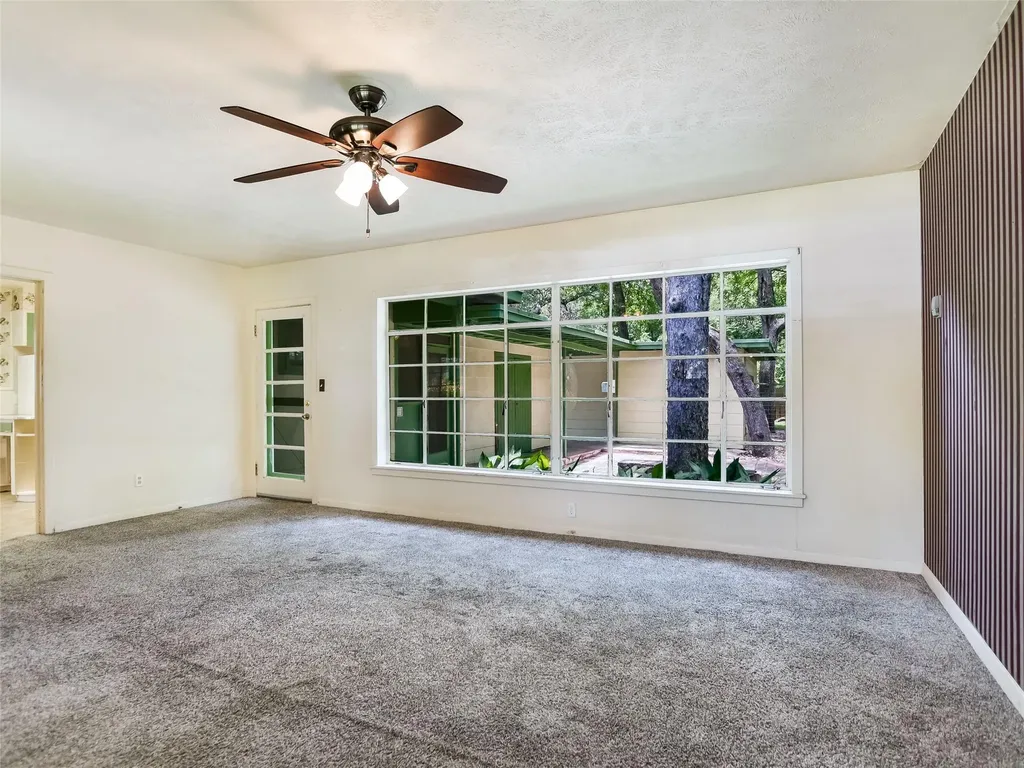 2004 Griswold Lane Austin TX 78703