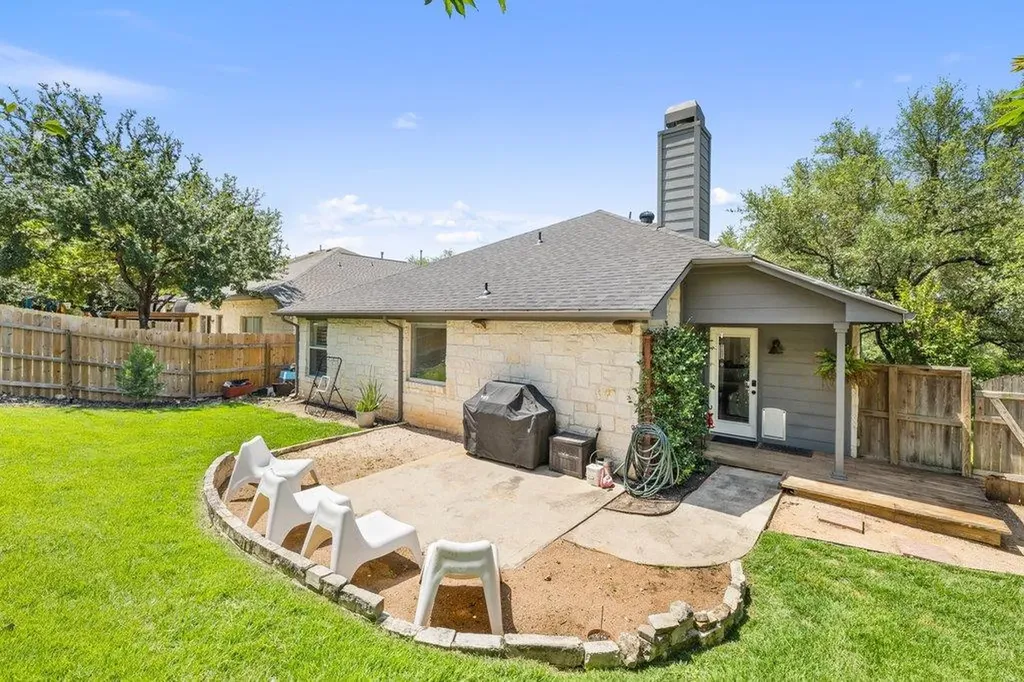 4253 Canyon Glen Circle Austin TX 78732