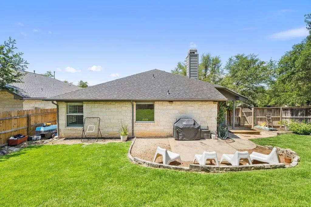 4253 Canyon Glen Circle Austin TX 78732