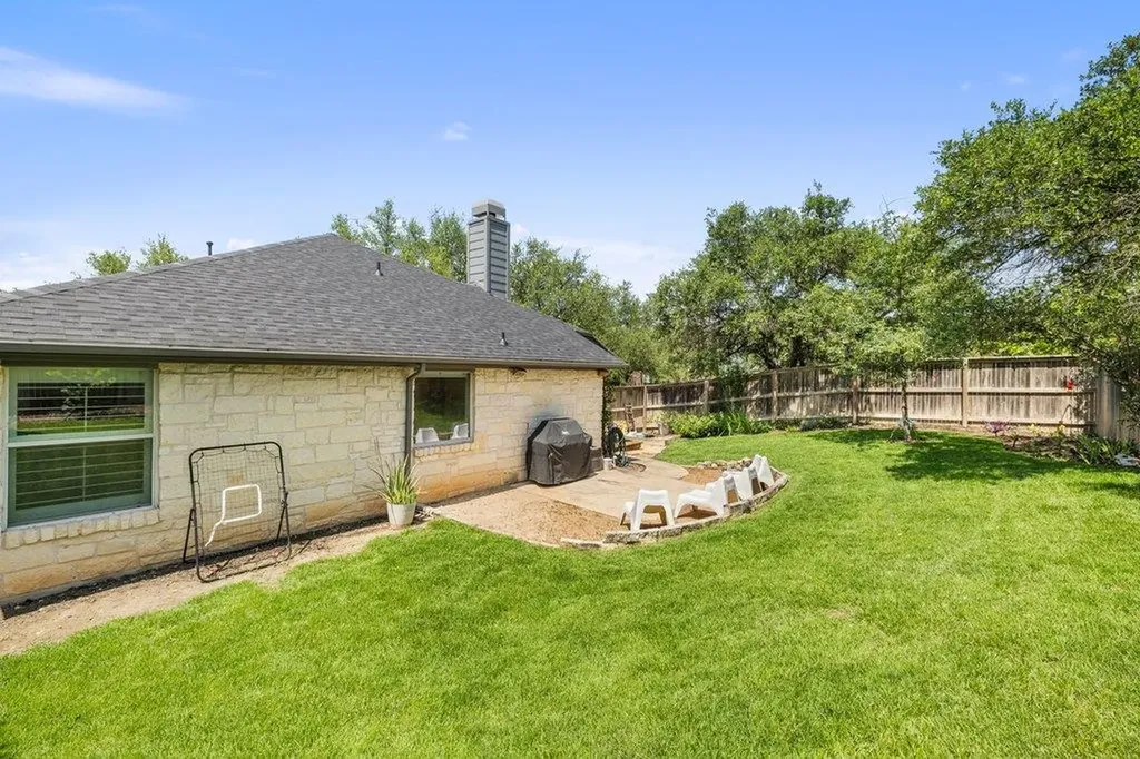 4253 Canyon Glen Circle Austin TX 78732