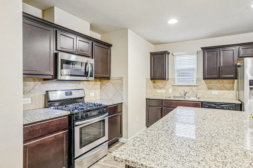 10604 Menominee Falls Lane Austin TX 78754