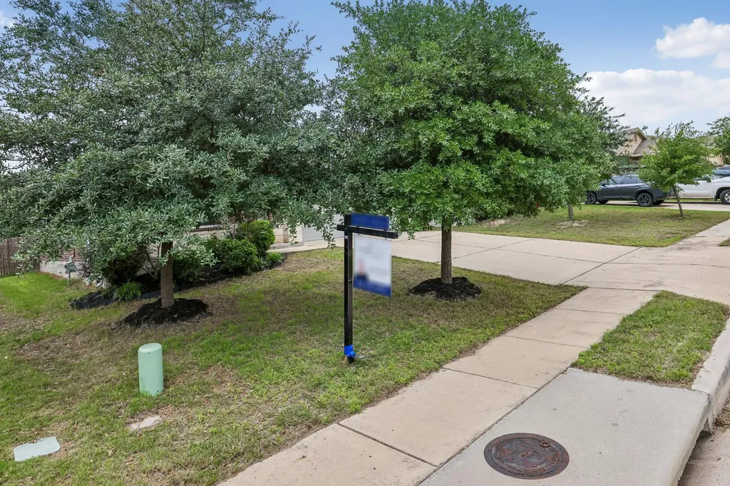 10604 Menominee Falls Lane Austin TX 78754