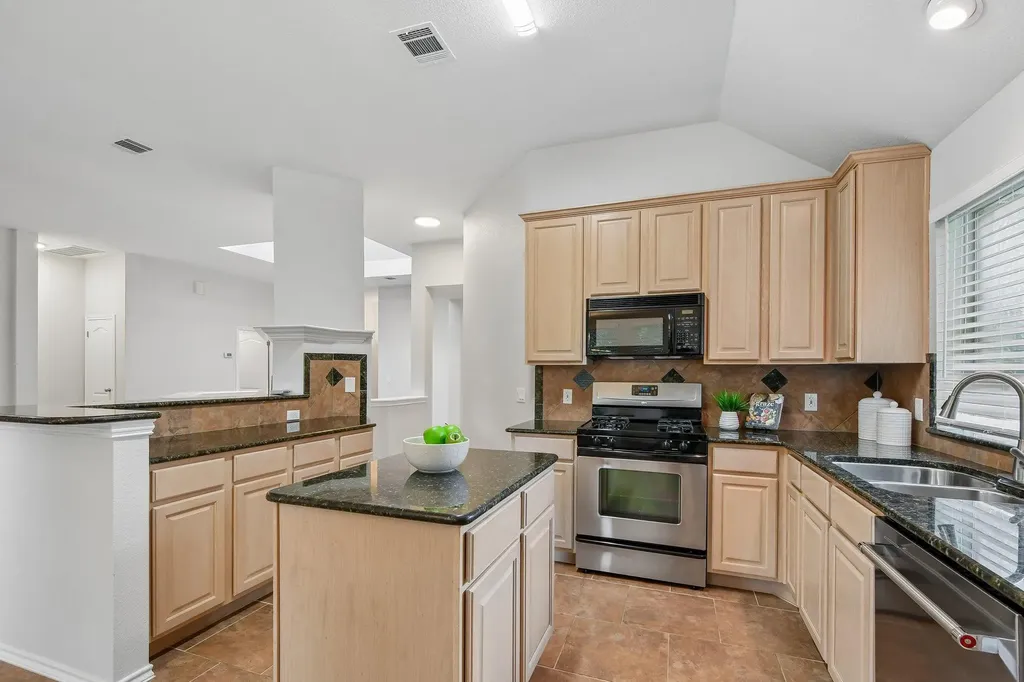 3903 Wharton Court Austin TX 78732