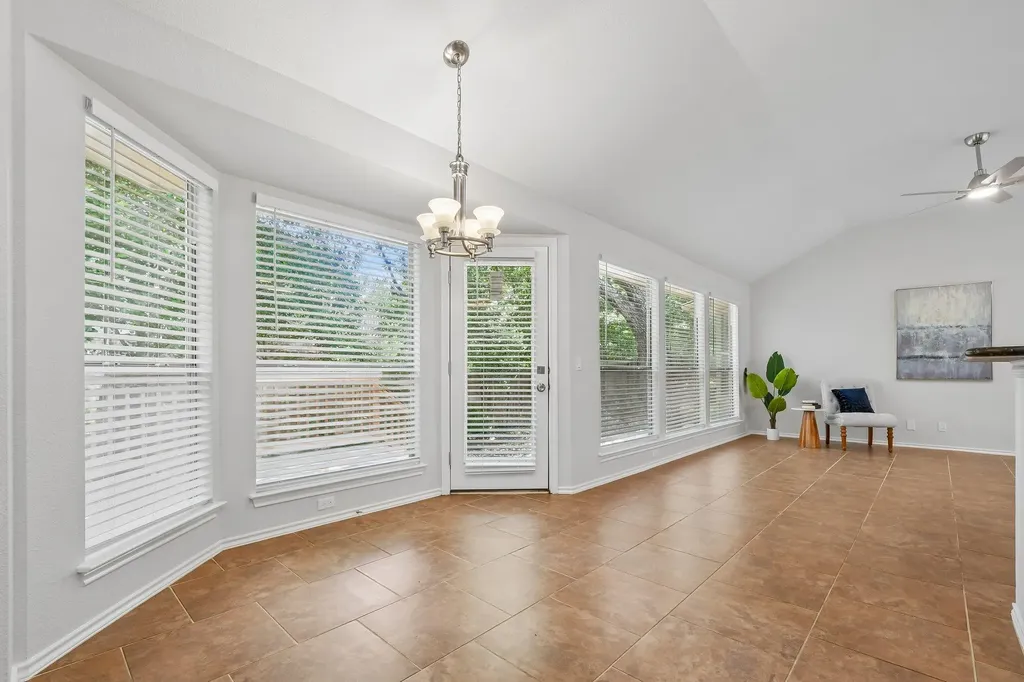 3903 Wharton Court Austin TX 78732