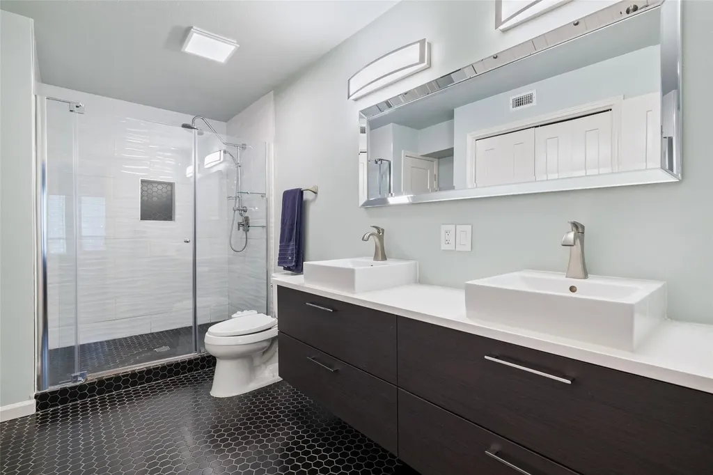 2450 Wickersham Lane Austin TX 78741