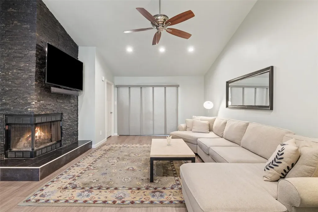 2450 Wickersham Lane Austin TX 78741