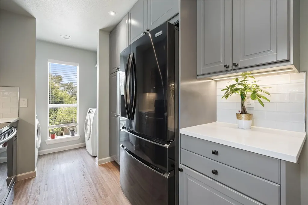 2450 Wickersham Lane Austin TX 78741