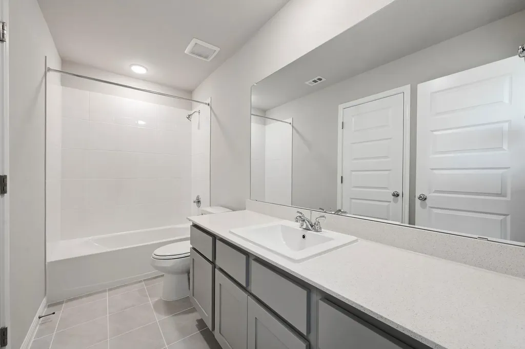 227 Hornet Street Elgin TX 78621