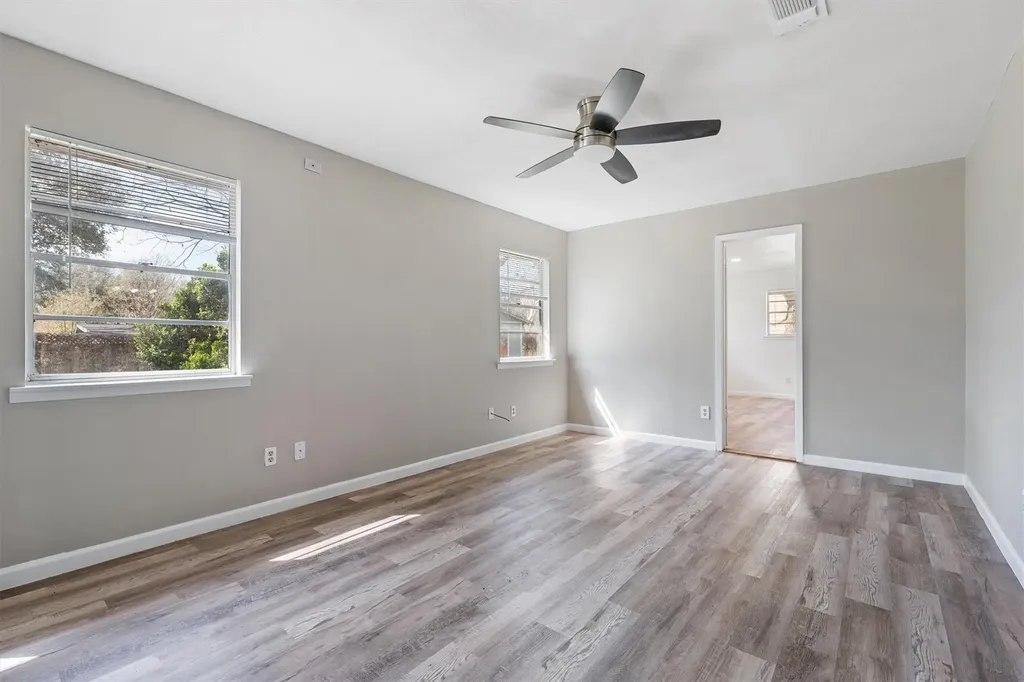 1106 Hackberry Drive Marble Falls TX 78654