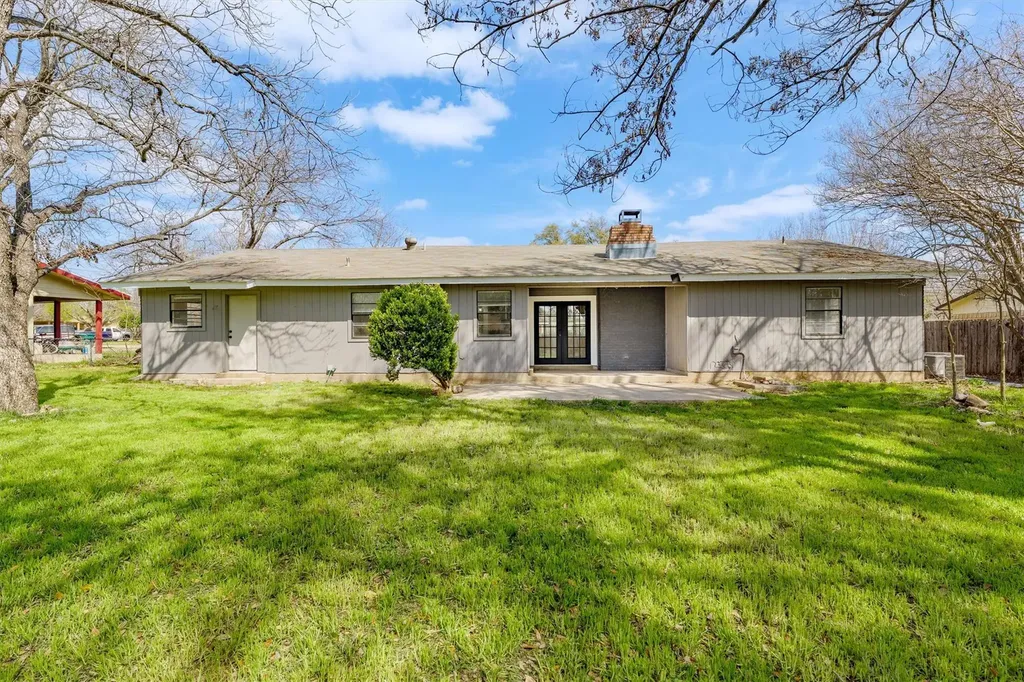 1106 Hackberry Drive Marble Falls TX 78654