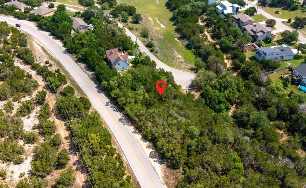 1306 Daviot Drive Spicewood TX 78669