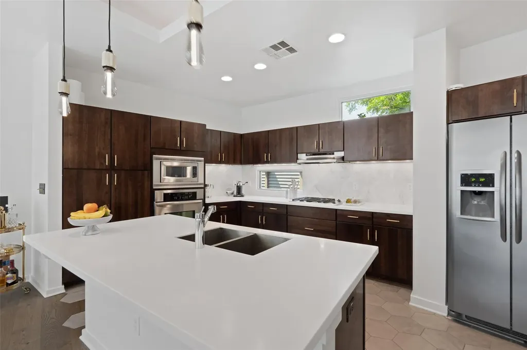1500 Summit Street Austin TX 78741