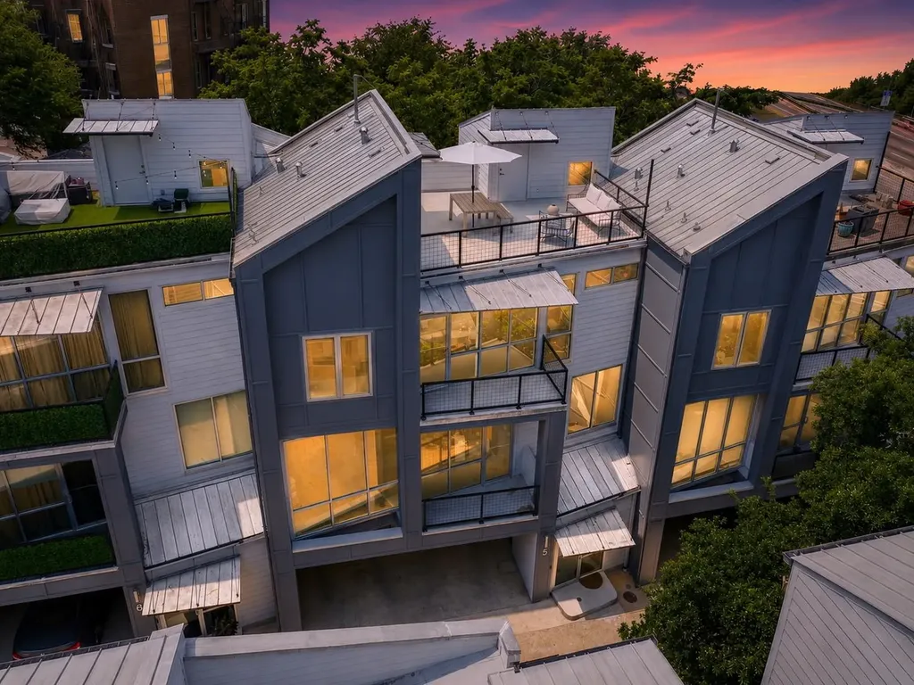 1500 Summit Street Austin TX 78741