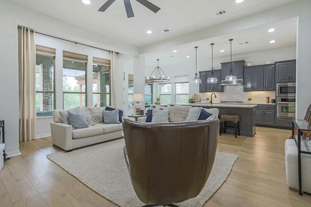 208 Mirafield Lane Austin TX 78737