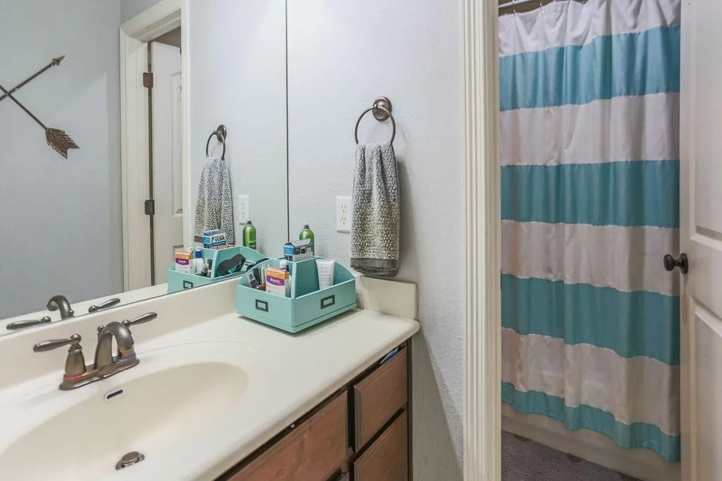 208 Mirafield Lane Austin TX 78737