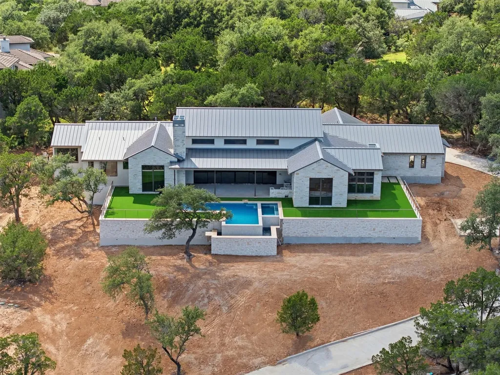 19559 Sandcastle Drive Spicewood TX 78669