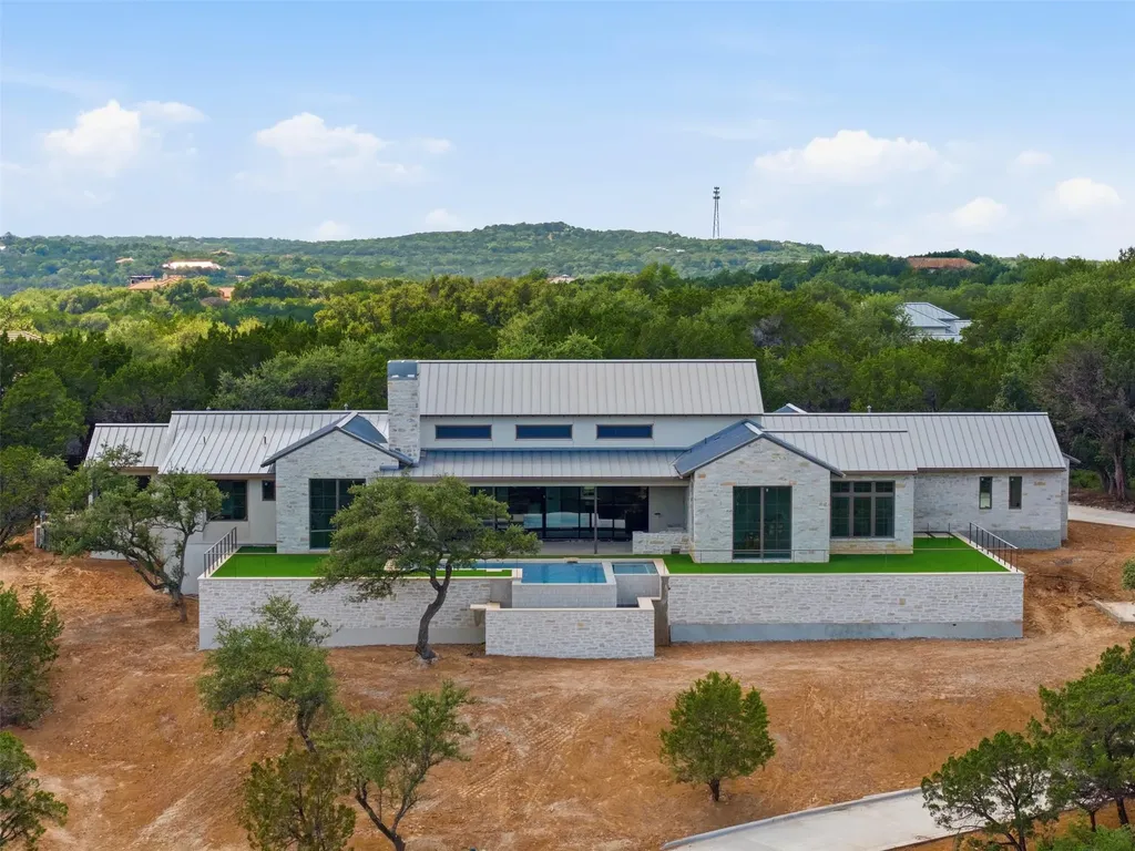 19559 Sandcastle Drive Spicewood TX 78669