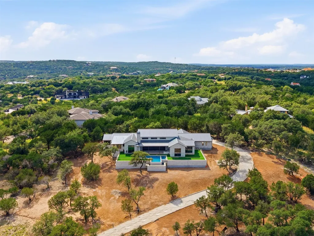 19559 Sandcastle Drive Spicewood TX 78669
