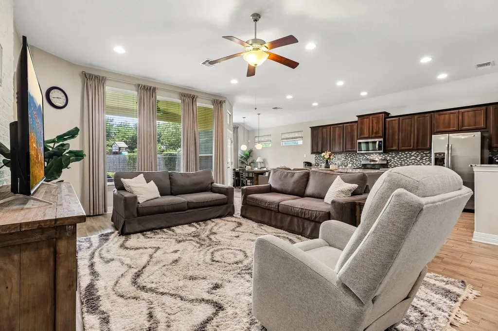 3713 Gildas Path Pflugerville TX 78660