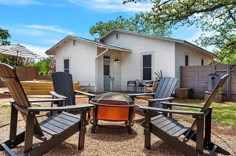 510 N Orange Street Fredericksburg TX 78624