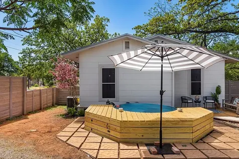 510 N Orange Street Fredericksburg TX 78624