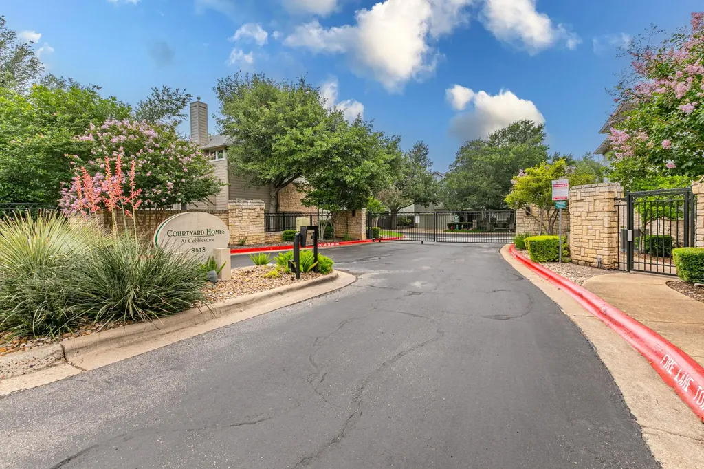 8518 Cahill Drive Austin TX 78729