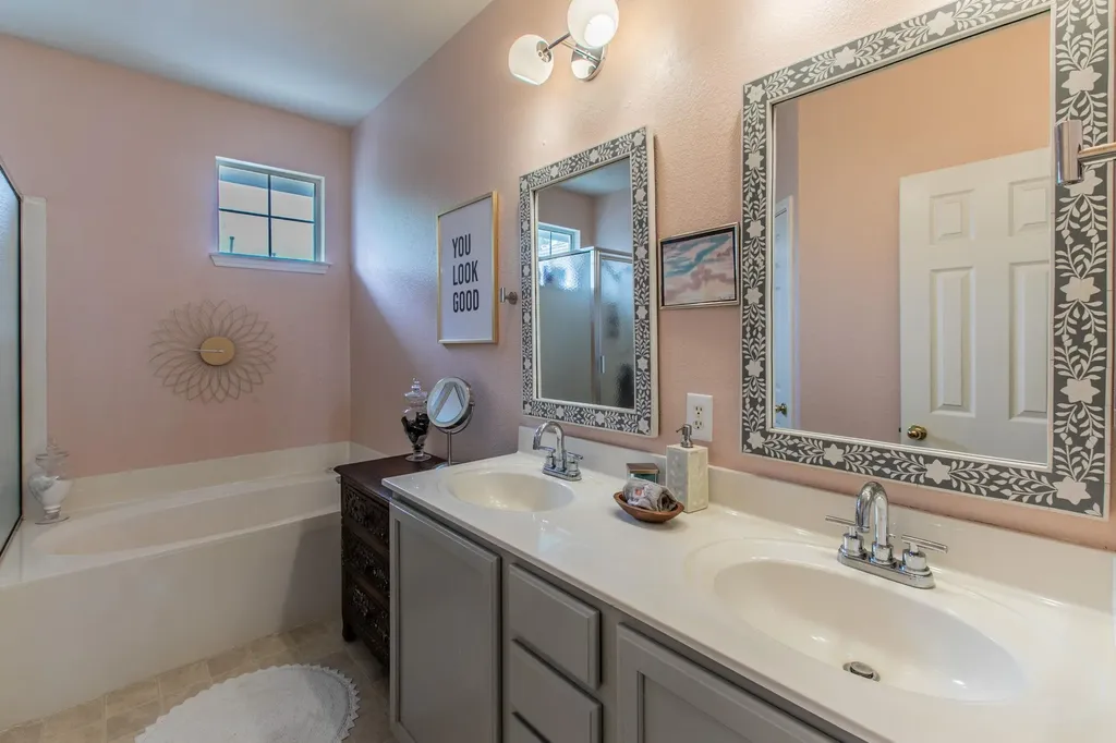 8518 Cahill Drive Austin TX 78729