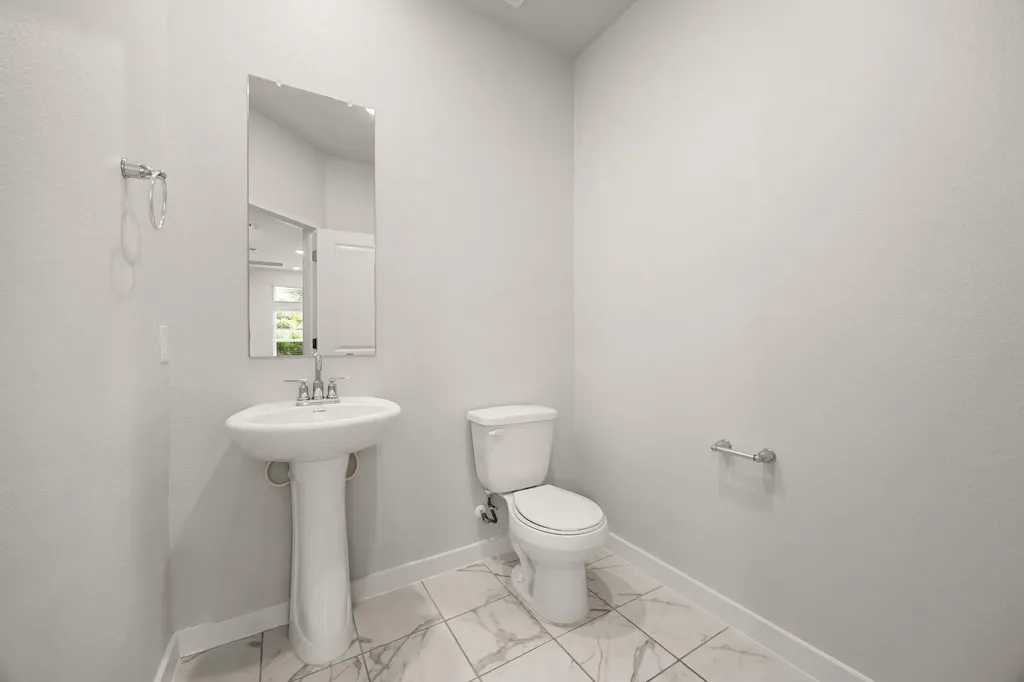 605 W South Street Leander TX 78641