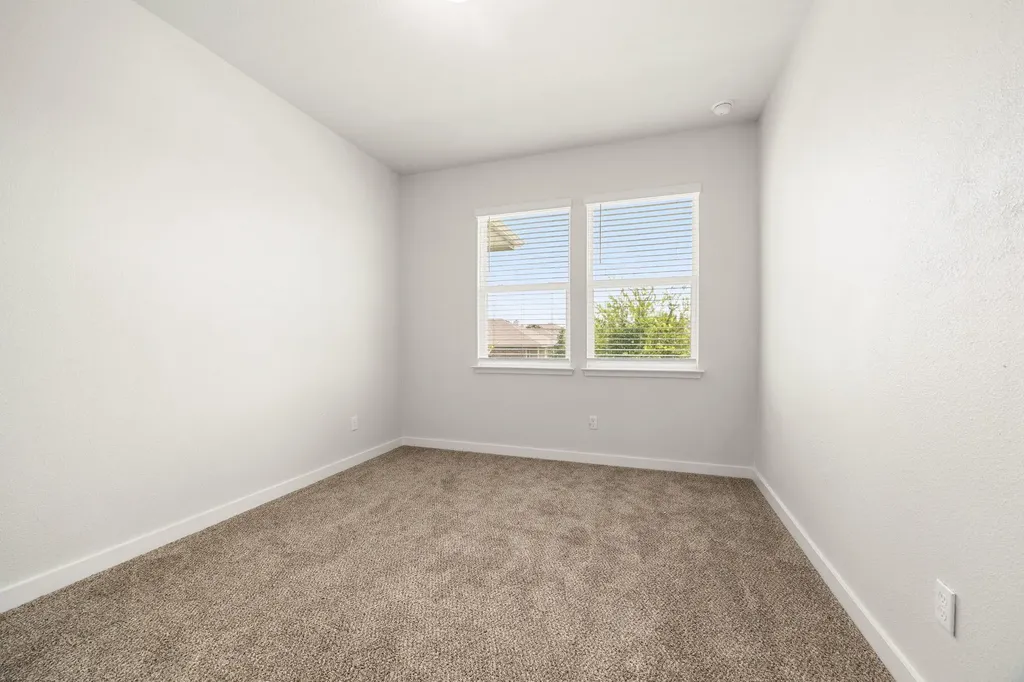 605 W South Street Leander TX 78641