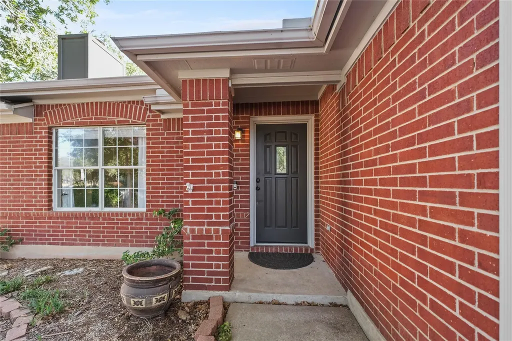 1005 Haleys Way Drive Buda TX 78610