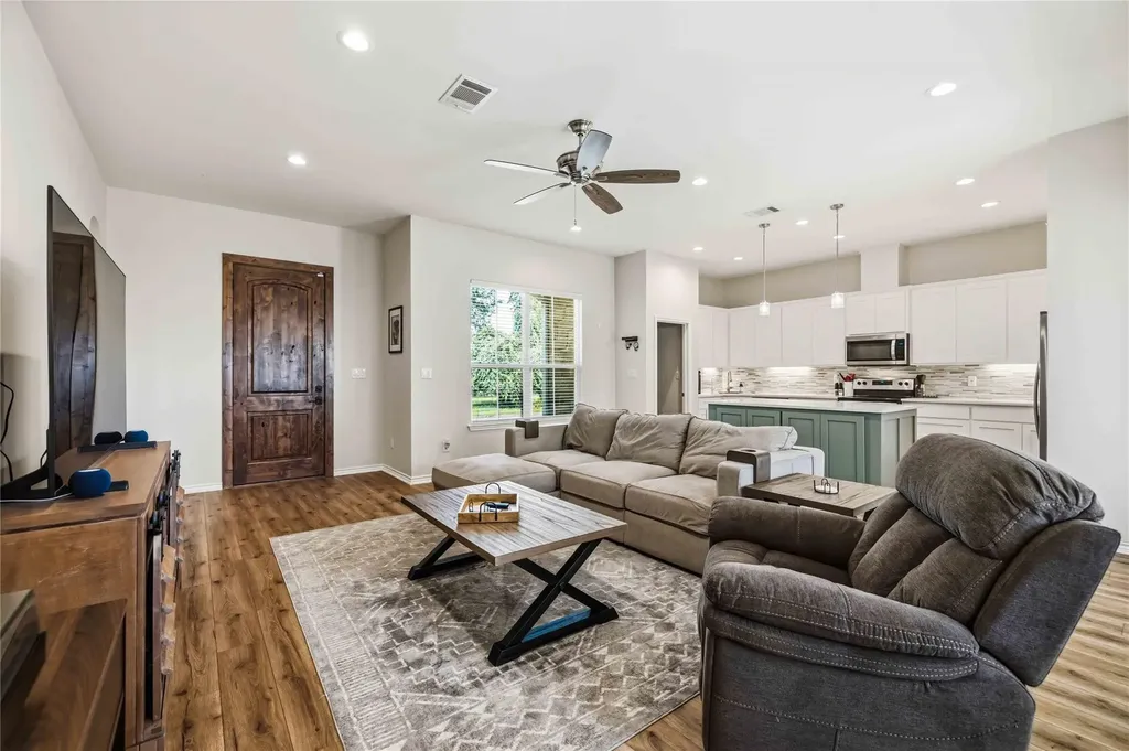 1512 Stonecrest Drive Granite Shoals TX 78654
