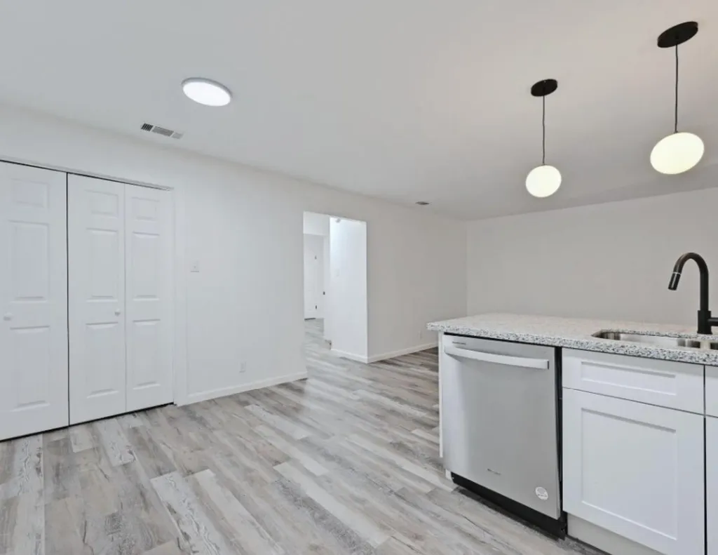 2303 Cedrick Cove Austin TX 78748