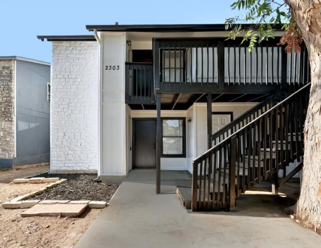 2303 Cedrick Cove Austin TX 78748