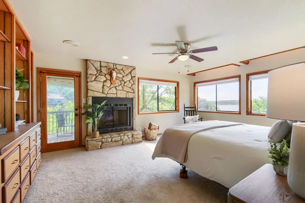 509 Coventry Road Spicewood TX 78669