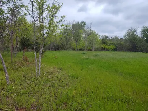 206 W Roberts Avenue Rockdale TX 76567
