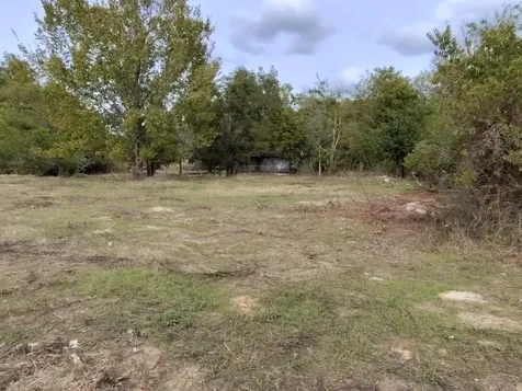 206 W Roberts Avenue Rockdale TX 76567