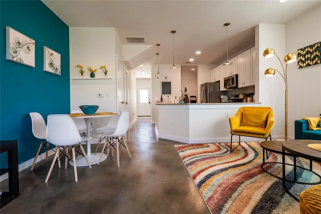 4702 Leslie Avenue Austin TX 78721