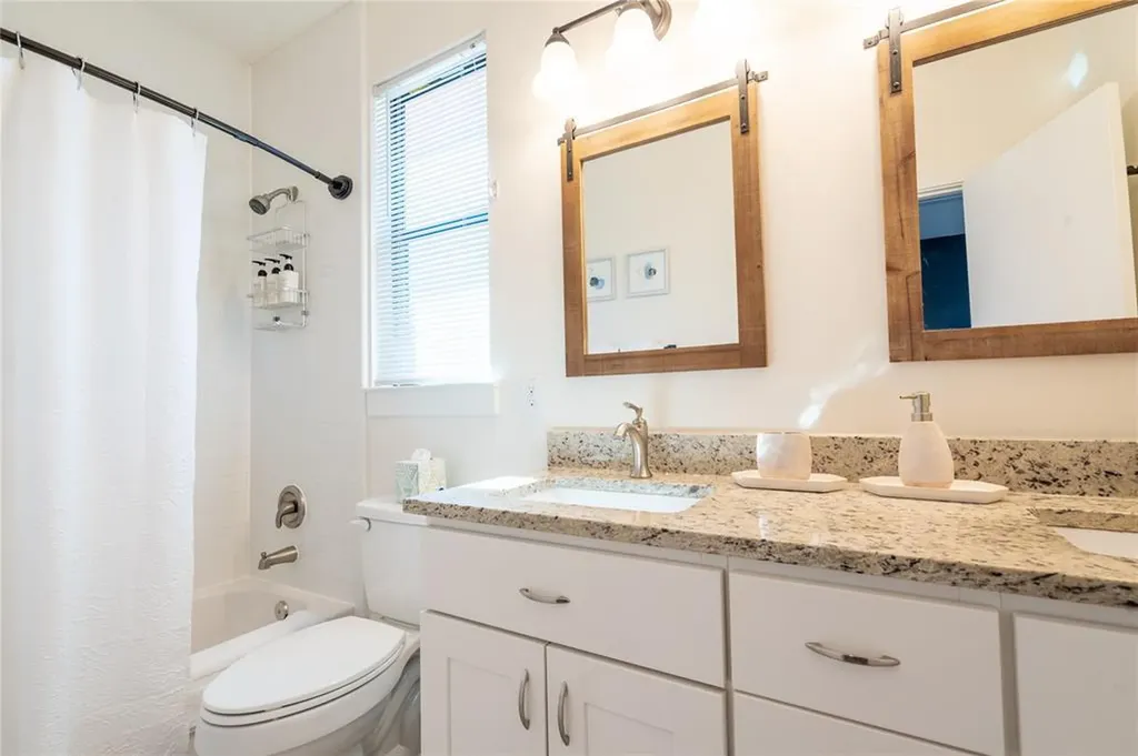 4702 Leslie Avenue Austin TX 78721
