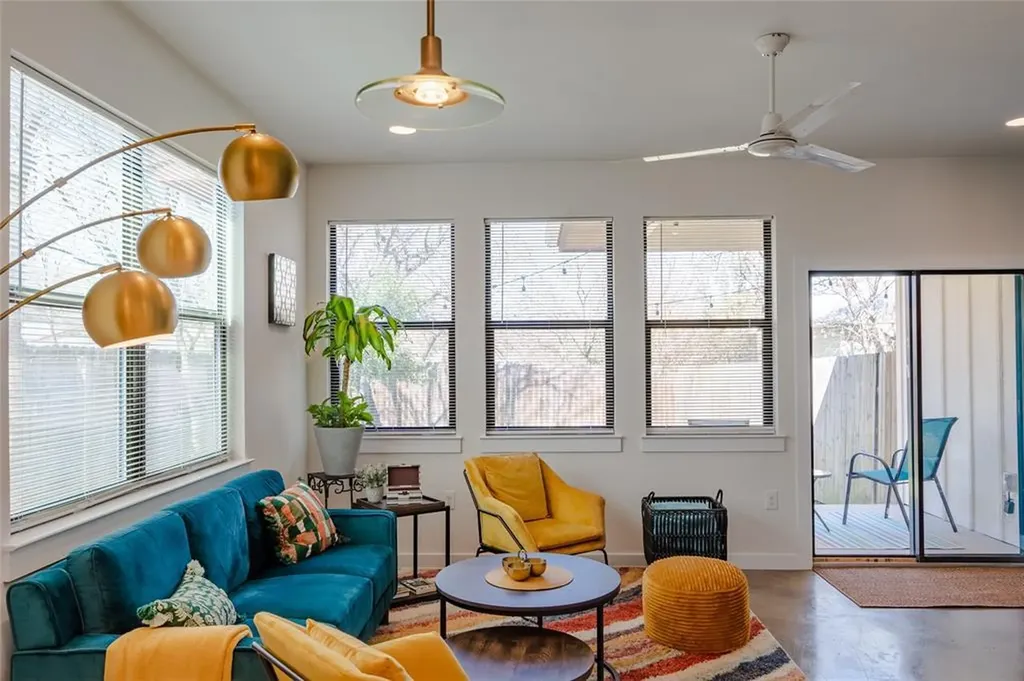 4702 Leslie Avenue Austin TX 78721