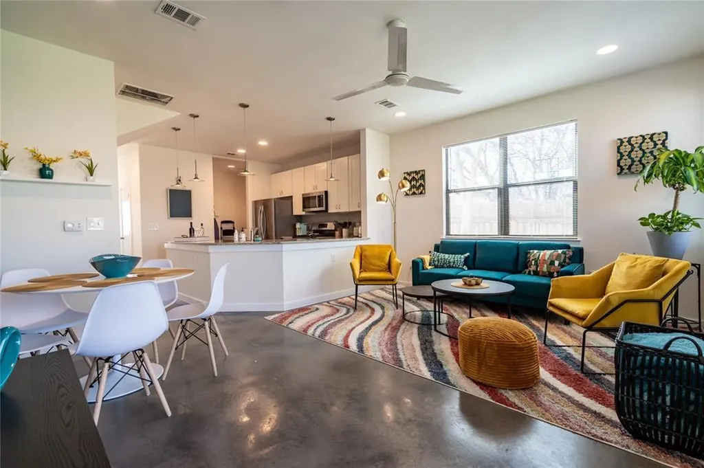 4702 Leslie Avenue Austin TX 78721