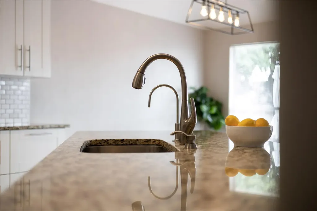 4319 S Summercrest Loop Round Rock TX 78681