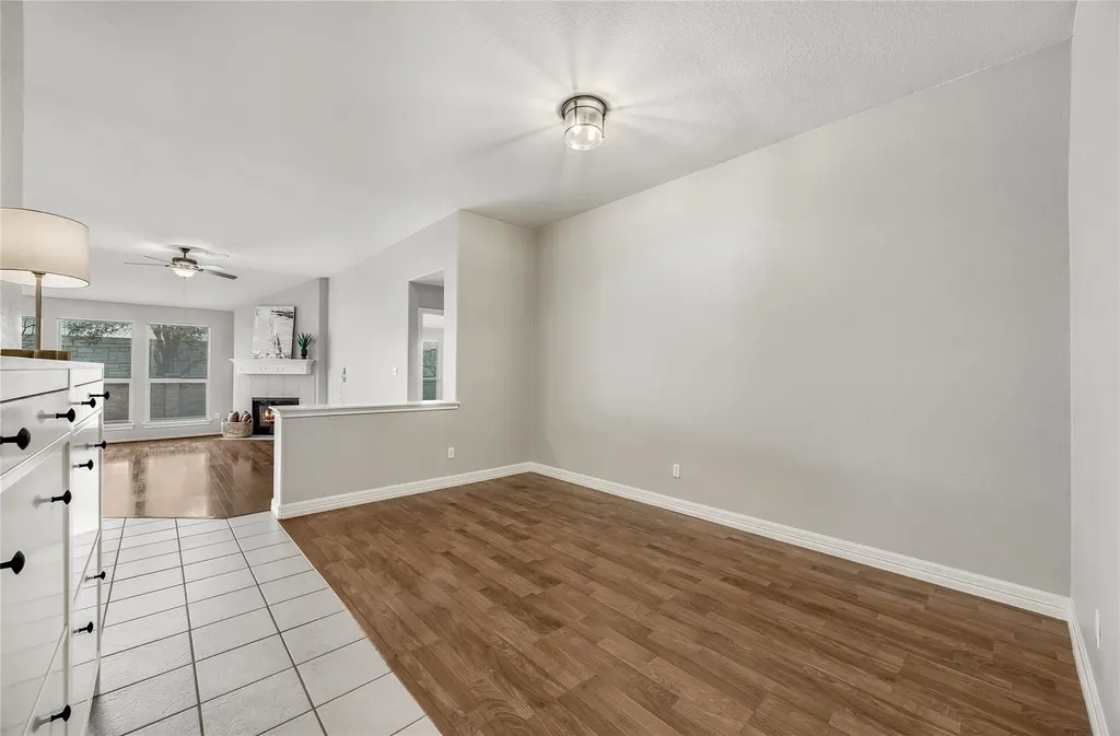 4319 S Summercrest Loop Round Rock TX 78681