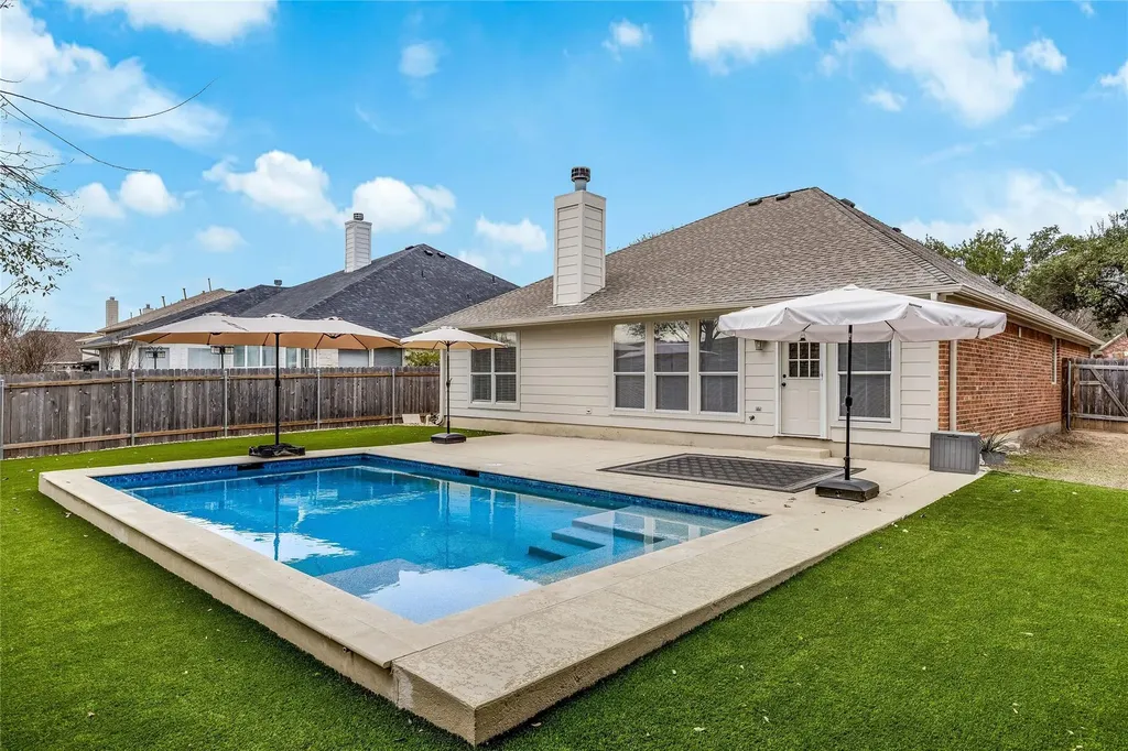 4319 S Summercrest Loop Round Rock TX 78681