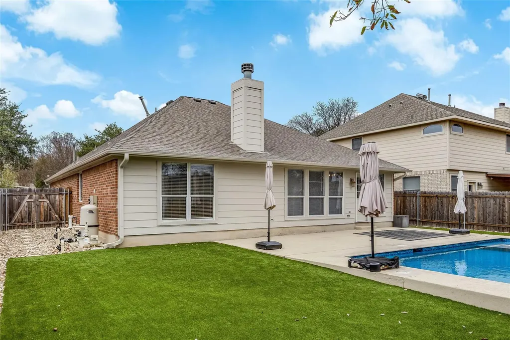 4319 S Summercrest Loop Round Rock TX 78681