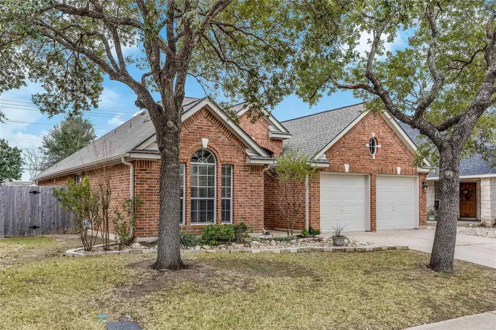 4319 S Summercrest Loop Round Rock TX 78681